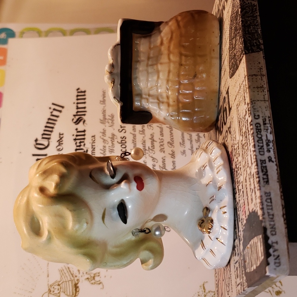 Vintage Japan pair pottery head &Purse